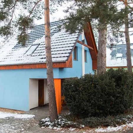 Chaty Kolodeje-Ubytovani U Reky V Soukromem Arealu-Blue Kolodeje nad Luznici Buitenkant foto